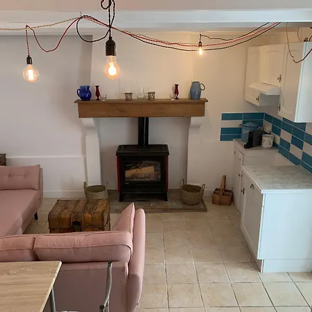 Hébergement de vacances Cosy French Retreat In *